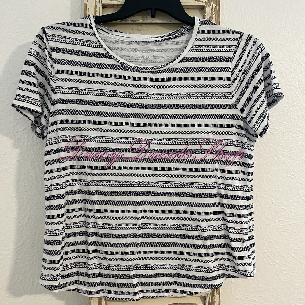 OLD NAVY Women's Size L White/Blue Tribal Graphic Striped Relaxed Fit Tee